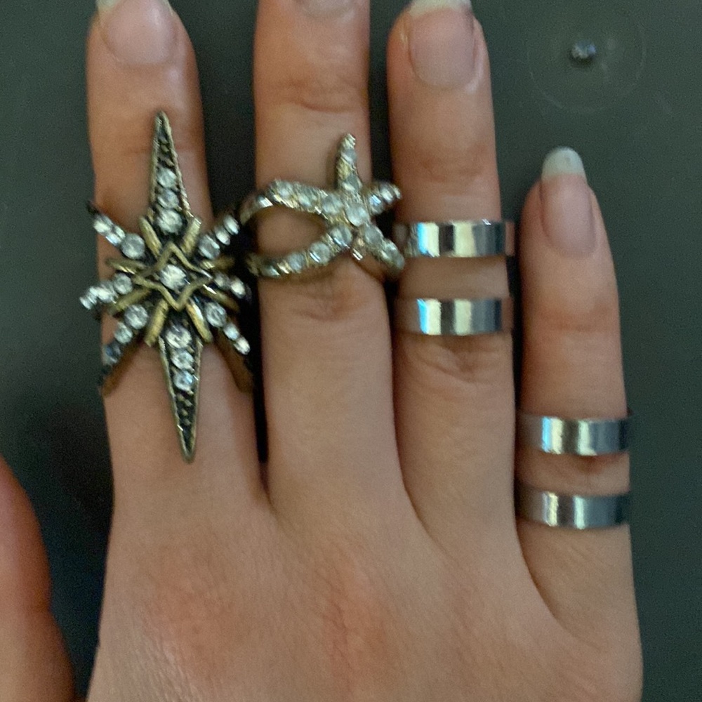 4 statement rings stack - Picture 6 of 7